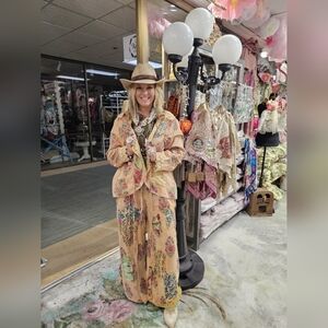 #1485 A Rare Bird Dahlia Reversible Pants